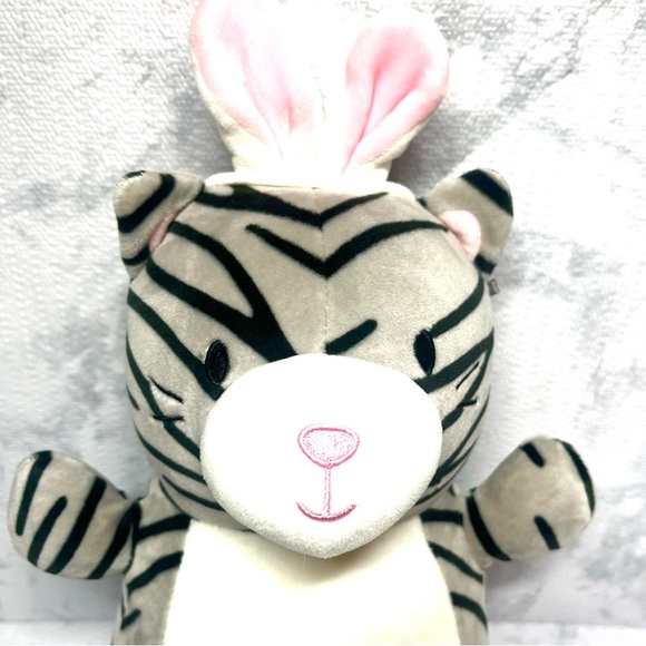 Squishmallow Zaria Cat Hug Mees Plush Gray Striped Cat w/ Easter Bunny Ears. - Picture 3 of 7